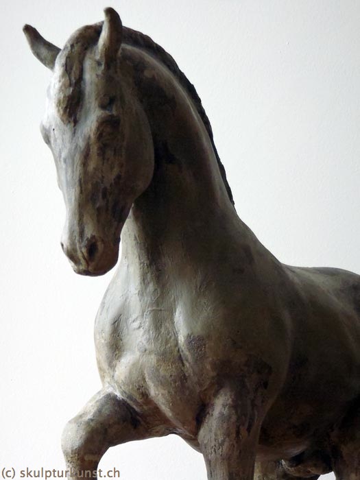 Detailstudie Pferdeskulptur Piaffe