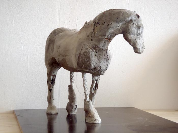 Beton-Pferd skulptur