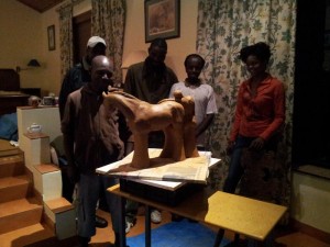 skulpturkunst Skulptur-Auftrag in Südafrika Pakamisa Lodge Staff Members