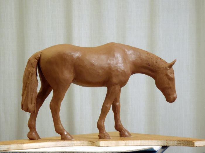 dreiteilige pferde-skulptur 3 pferde