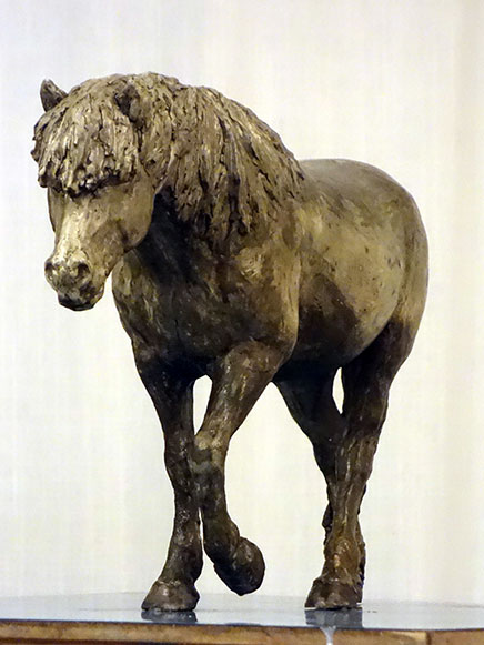 pferdeskulptur islandstute portrait