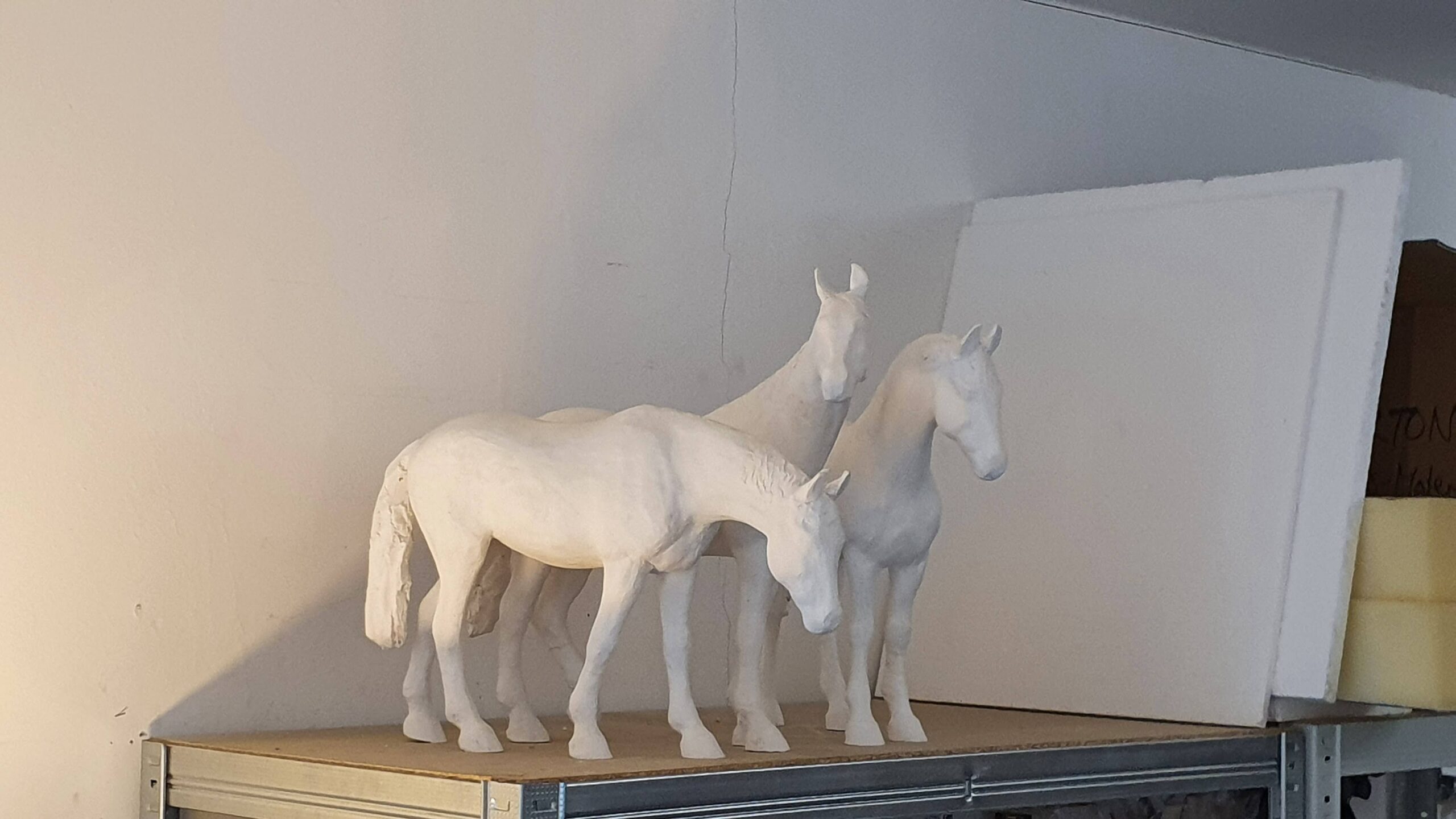 3er pferdegruppe pferdeskulptur